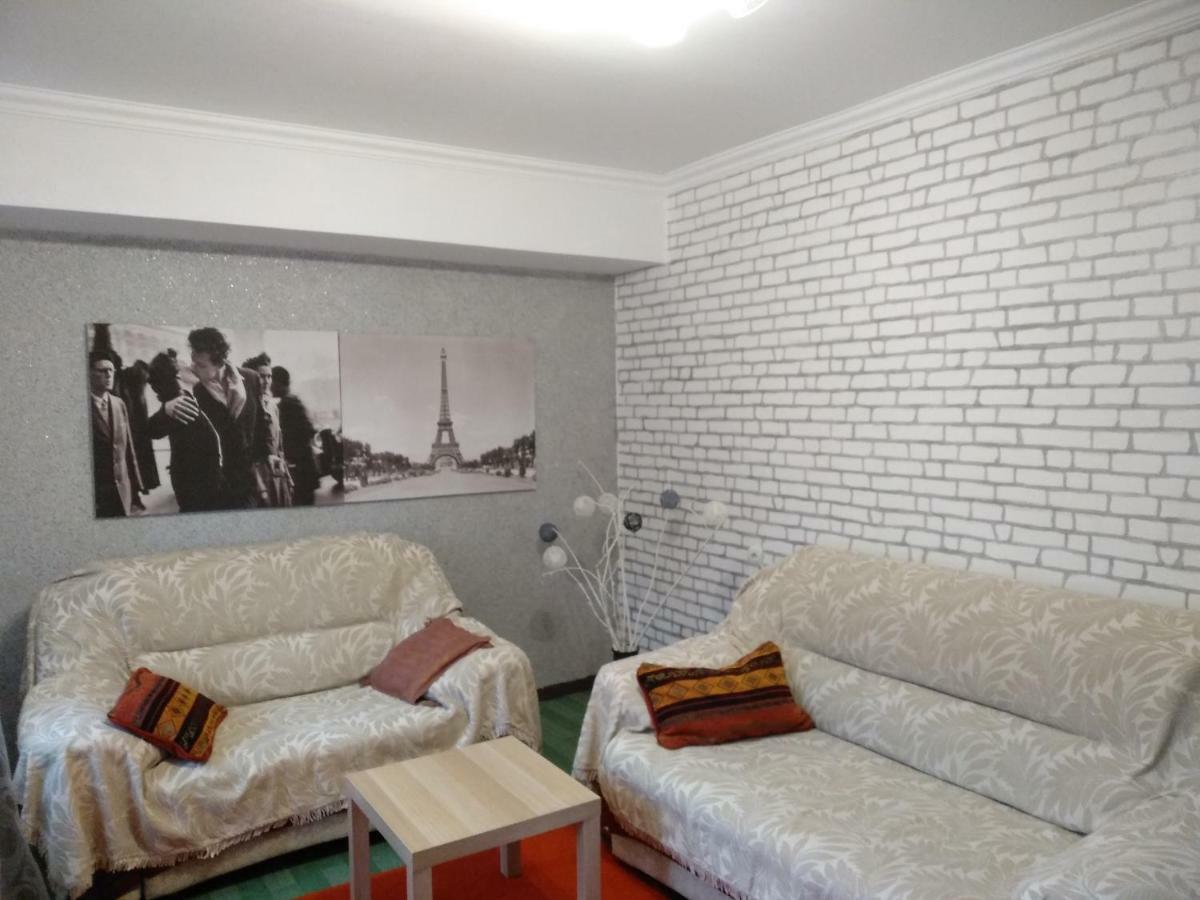Nice Apartment On Samal 1 阿拉木图 外观 照片